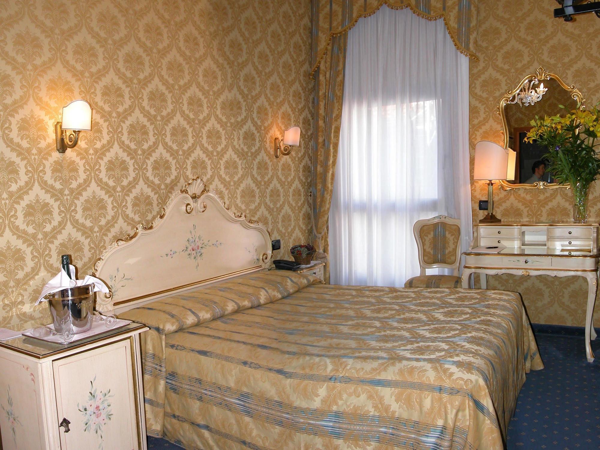 Hotel Gorizia A La Valigia Venetië Buitenkant foto